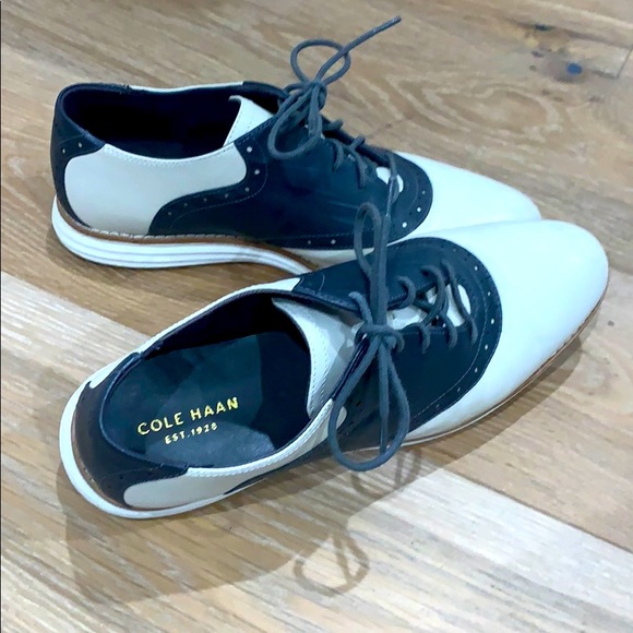 Cole Haan Shoes - Cole Haan Grand Oxford ivory/charcoal 6.5